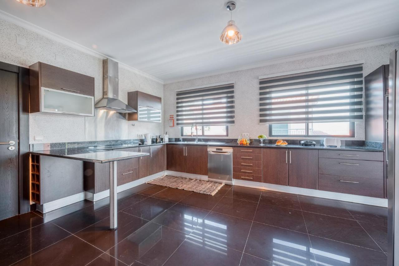 Vacuna By Amazing Madeira Villa *